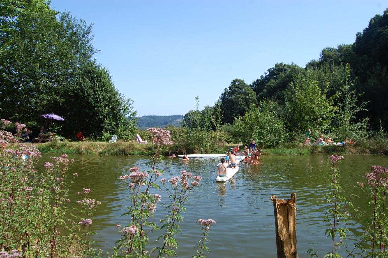 Camping La Foret Du Morvan Larochemillay Exterior photo